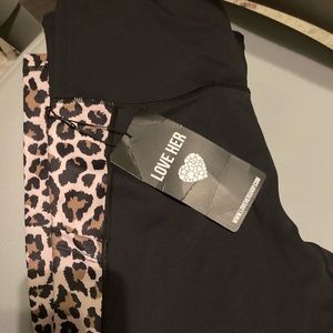 Love Her Shop leopard capris